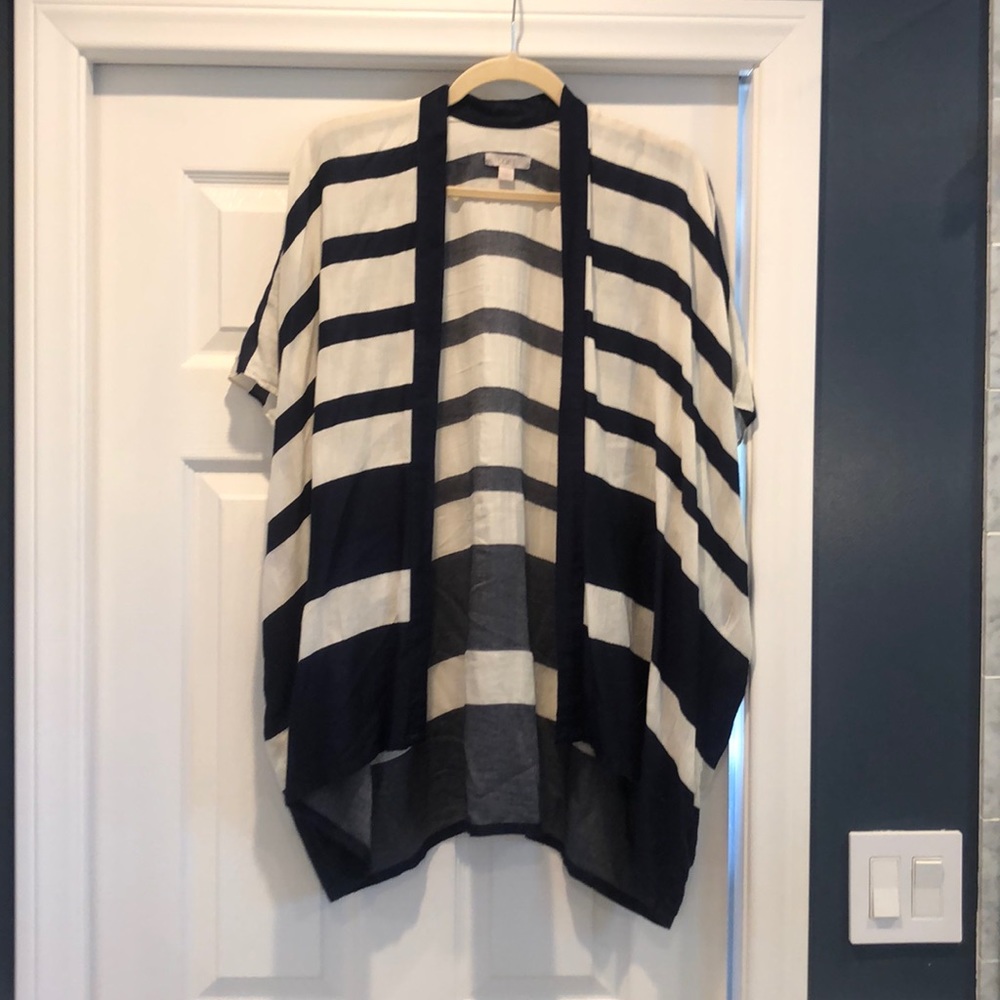Ann Taylor kimono style top